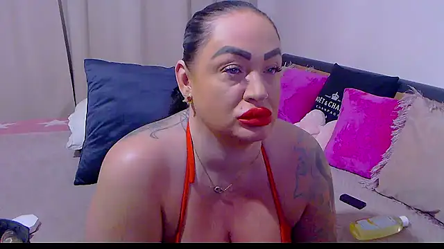 Snapshot of BustyVicky chatting on February 18, 2026, 10:17 pm BustyVicky online show from February 18, 2026, 10:17 pm