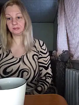 BustyBlond online show from February 12, 2026, 5:07 am