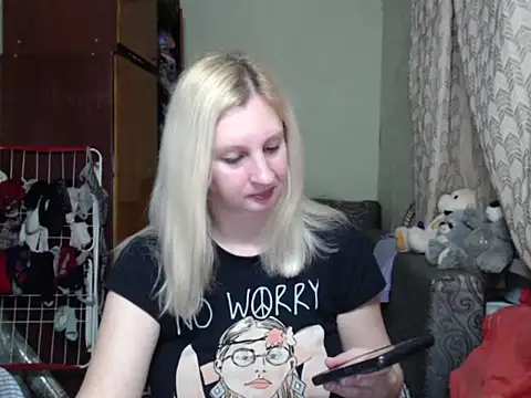 BustyBlond online show from February 27, 2025, 5:05 pm