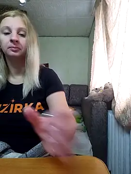 BustyBlond online show from October 17, 2025, 5:55 am