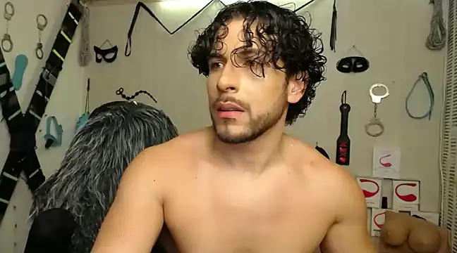 bayronfit online show from February 7, 2025, 11:13 pm