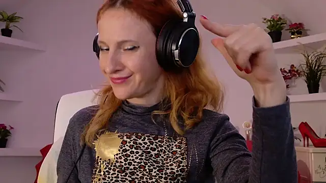 Snapshot of Simabigsmile chatting on September 18, 2025, 6:33 pm Simabigsmile online show from September 18, 2025, 6:33 pm