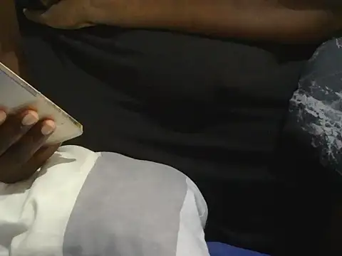 crazypervet online show from November 17, 2025, 12:09 pm