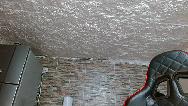 Snapshot of omar_alurba chatting on October 11, 2025, 12:00 am omar alurba online show from October 11, 2025, 12:00 am