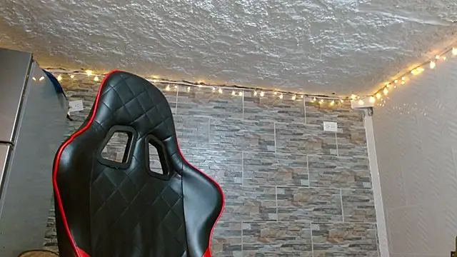 Snapshot of omar_alurba chatting on September 22, 2025, 7:31 pm omar alurba online show from September 22, 2025, 7:31 pm