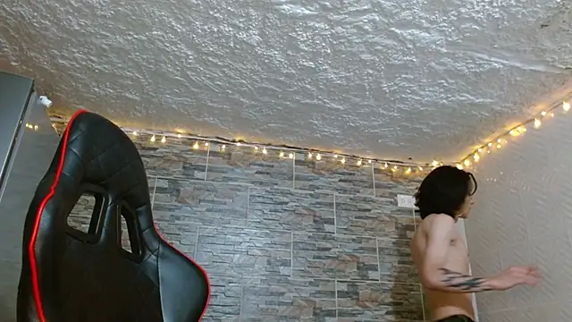 Snapshot of omar_alurba chatting on September 9, 2025, 11:03 pm omar alurba online show from September 9, 2025, 11:03 pm