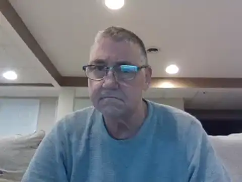 Snapshot of takeitall101 chatting on February 16, 2025, 8:11 pm takeitall101 online show from February 16, 2025, 8:11 pm