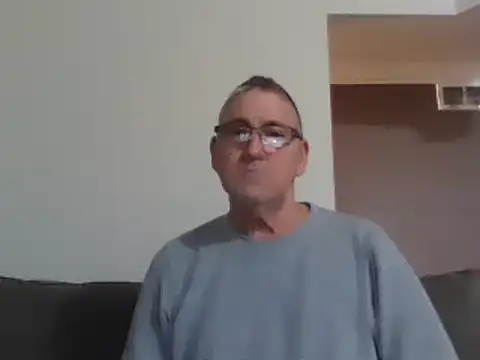 Snapshot of takeitall101 chatting on December 3, 2024, 12:19 am takeitall101 online show from December 3, 2024, 12:19 am