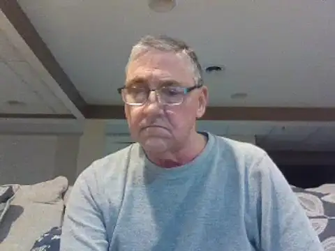 Snapshot of takeitall101 chatting on January 1, 2025, 10:32 am takeitall101 online show from January 1, 2025, 10:32 am