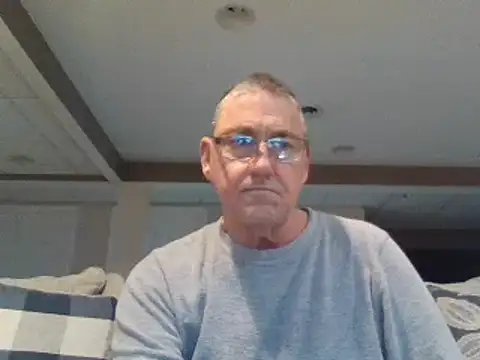 Snapshot of takeitall101 chatting on January 12, 2025, 9:51 pm takeitall101 online show from January 12, 2025, 9:51 pm