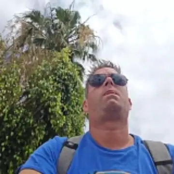 Trucker Hunter online show from April 8, 2026, 12:28 pm