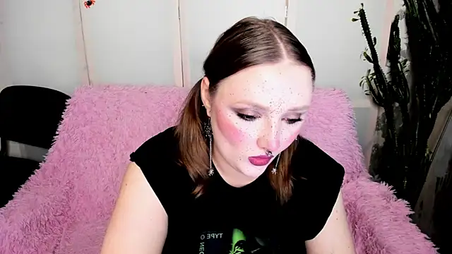 YourDyingBride online show from September 21, 2025, 4:50 am