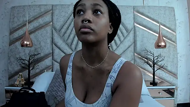 AgataRinaldi online show from April 5, 2026, 8:37 pm