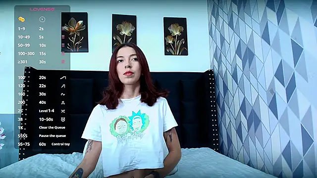 skinnyandcute online show from February 2, 2025, 7:35 pm