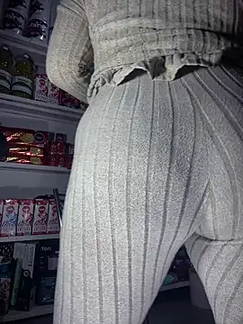 sammyqueenx21 online show from February 26, 2025, 1:25 am
