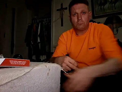 curiouscock38 online show from April 24, 2026, 7:32 am