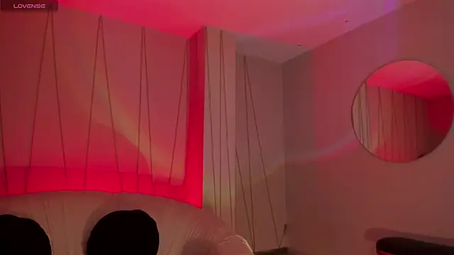 Snapshot of ErikaBenz_ chatting on October 24, 2025, 8:41 pm ErikaBenz  online show from October 24, 2025, 8:41 pm