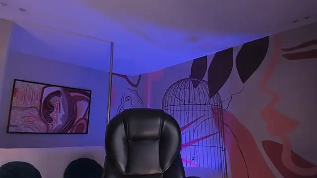 ErikaBenz  online show from March 13, 2026, 12:21 pm
