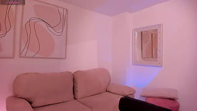 Snapshot of ErikaBenz_ chatting on October 13, 2025, 1:12 pm ErikaBenz  online show from October 13, 2025, 1:12 pm