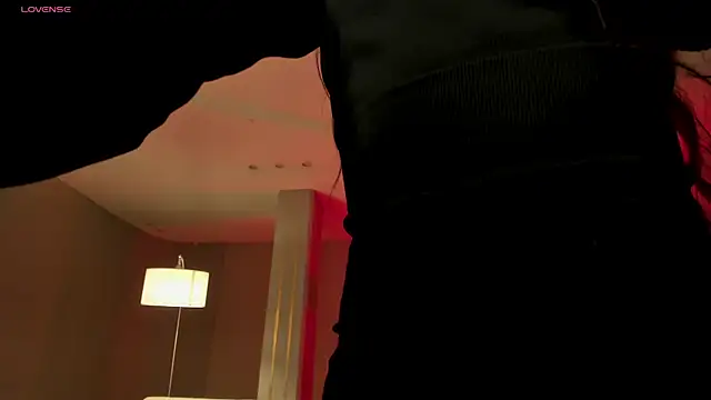 Snapshot of ErikaBenz_ chatting on October 30, 2025, 12:25 pm ErikaBenz  online show from October 30, 2025, 12:25 pm