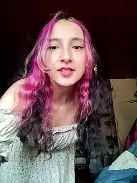  Laary online show from September 12, 2025, 8:52 pm