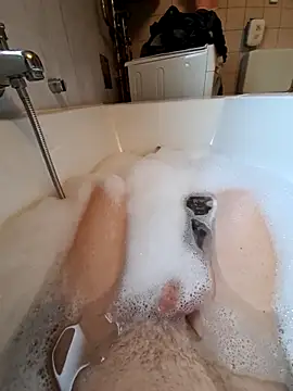 Snapshot of toeloverlive chatting on October 6, 2025, 8:26 am toeloverlive online show from October 6, 2025, 8:26 am