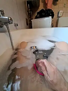 Snapshot of toeloverlive chatting on October 9, 2025, 8:26 am toeloverlive online show from October 9, 2025, 8:26 am