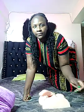 Toomuchbooty33 online show from October 5, 2025, 5:03 pm