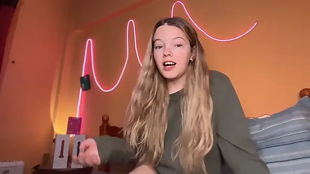 Snapshot of -veranito- chatting on October 29, 2025, 3:05 am -veranito- online show from October 29, 2025, 3:05 am