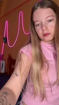 -veranito- online show from April 1, 2026, 9:01 pm