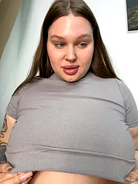 Snapshot of perfect_sweety_girl chatting on September 23, 2025, 8:27 pm perfect sweety girl online show from September 23, 2025, 8:27 pm