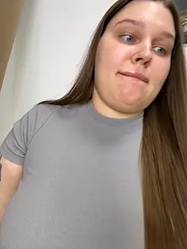 Snapshot of perfect_sweety_girl chatting on September 27, 2025, 6:47 pm perfect sweety girl online show from September 27, 2025, 6:47 pm