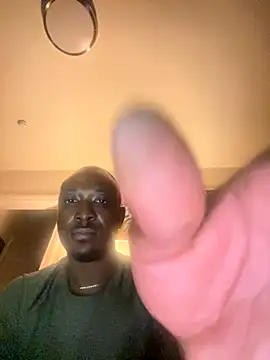 Snapshot of KingB8r chatting on November 6, 2025, 1:31 am KingB8r online show from November 6, 2025, 1:31 am