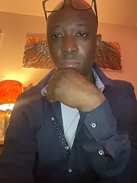 Snapshot of KingB8r chatting on October 16, 2025, 8:50 pm KingB8r online show from October 16, 2025, 8:50 pm