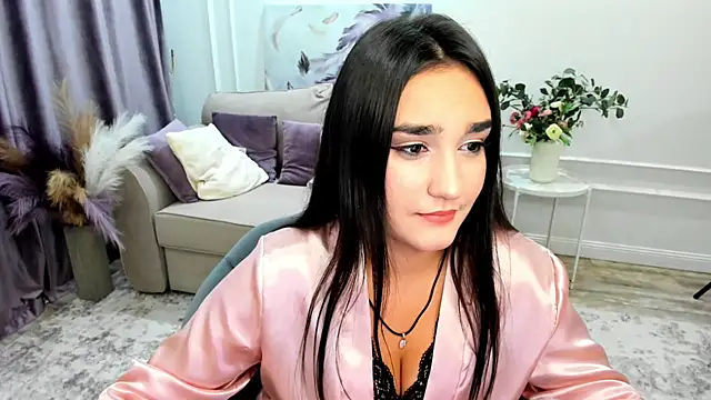 Snapshot of GoldenHeart_1 chatting on October 1, 2025, 6:45 pm GoldenHeart 1 online show from October 1, 2025, 6:45 pm