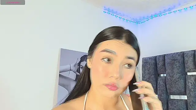 Natasharuso online show from December 19, 2025, 4:53 pm