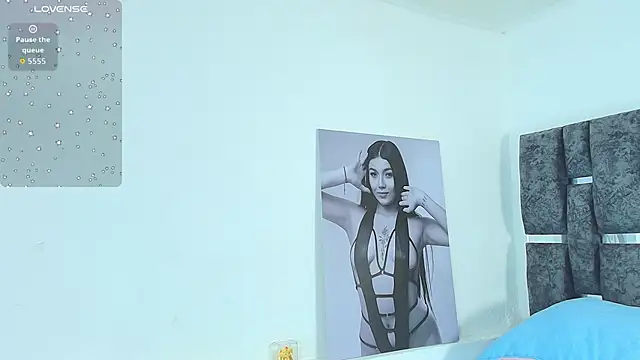 Natasharuso online show from November 25, 2025, 11:21 am