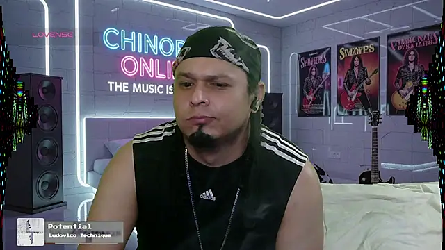 chino roz online show from October 14, 2025, 9:10 am