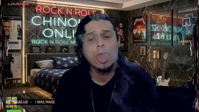 Snapshot of chino_roz chatting on June 27, 2026, 8:09 am chino roz online show from June 27, 2026, 8:09 am