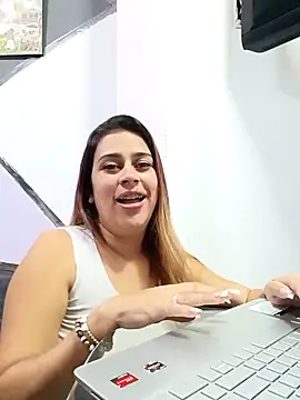 Latina sexy1 online show from March 21, 2025, 1:45 pm
