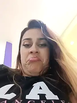 Latina sexy1 online show from March 20, 2025, 9:46 pm