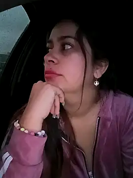 Latina sexy1 online show from October 17, 2025, 11:01 am