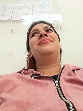 Latina sexy1 online show from September 22, 2025, 1:06 pm