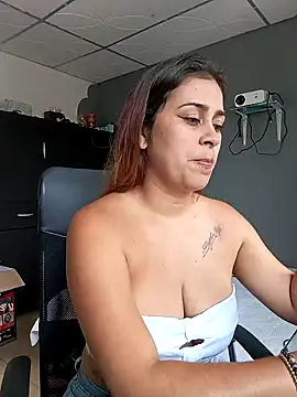 Latina sexy1 online show from February 22, 2025, 5:46 pm