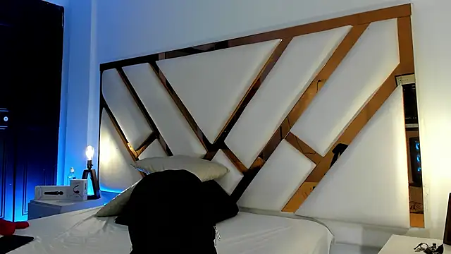 Aron cruz online show from March 26, 2026, 1:20 pm