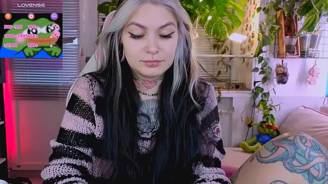 jelya sg online show from November 2, 2025, 10:53 am