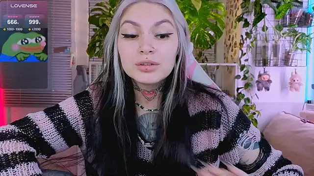 Snapshot of jelya_sg chatting on October 31, 2025, 12:24 pm jelya sg online show from October 31, 2025, 12:24 pm