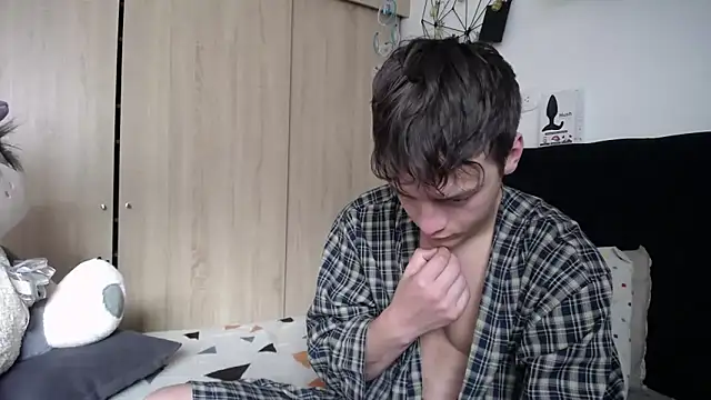 Snapshot of Santiago_kiler chatting on September 25, 2025, 1:06 pm Santiago kiler online show from September 25, 2025, 1:06 pm