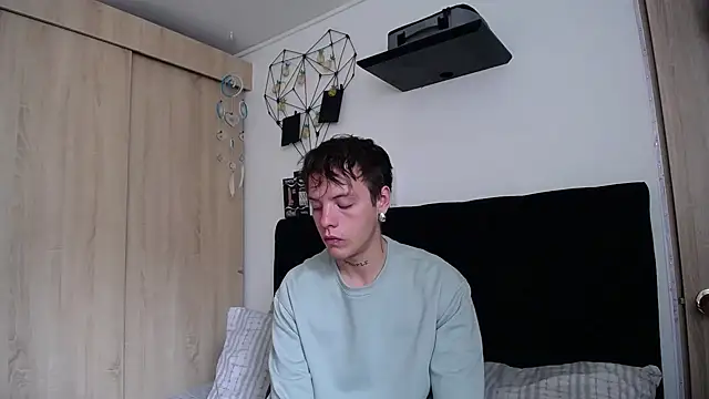 Snapshot of Santiago_kiler chatting on October 14, 2025, 4:18 pm Santiago kiler online show from October 14, 2025, 4:18 pm