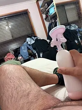 hairysmallcockguy online show from April 15, 2026, 9:26 am